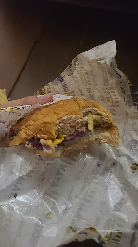 Lilyburger - Gastronomi dan perhotelan