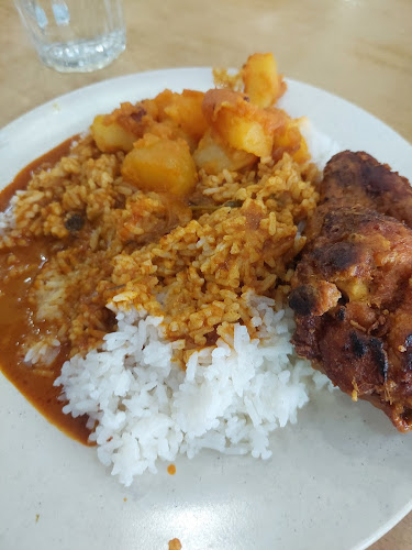 Comentarii opinii despre Restoran Deen Berjaya (Kari Kepala Ikan) Port Dickson