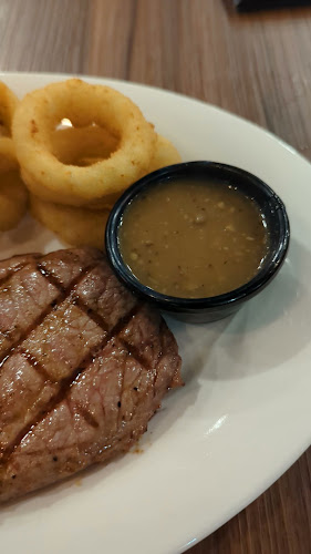 Opinii despre Astons Specialities @ Bukit Indah în Johor Bahru - Gastronomi dan perhotelan