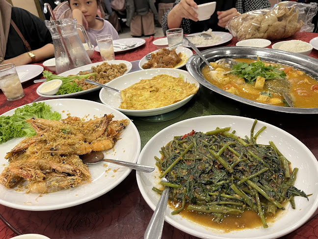 Comentarii opinii despre Sri Pantai Ria Seafood Restaurant