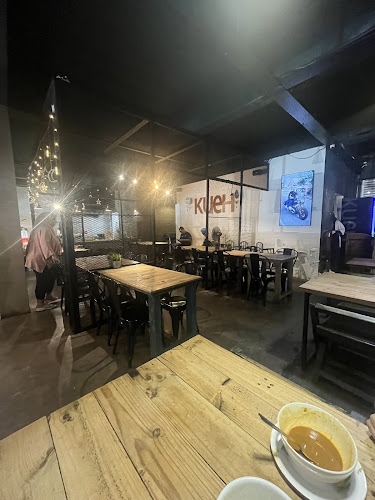 Kueh Cafe Seksyen 13