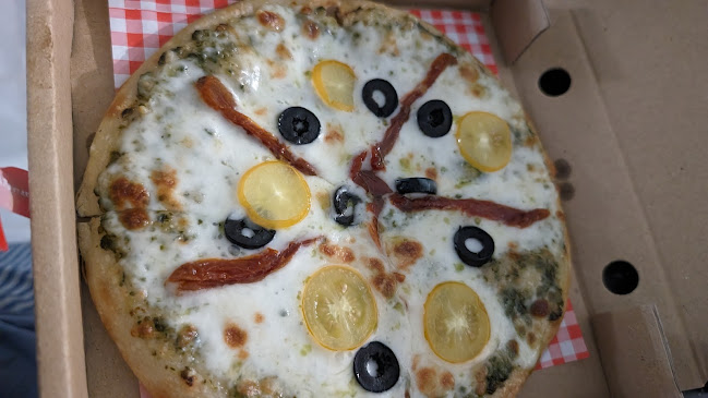 Pizza Romana - Gastronomi dan perhotelan