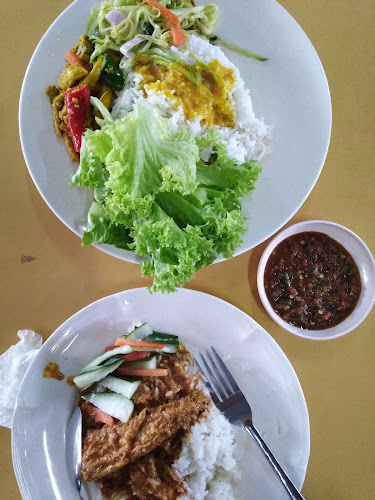 Lorong Tanjung Api 2, Kampung Tanjung Api, 25050 Kuantan, Pahang