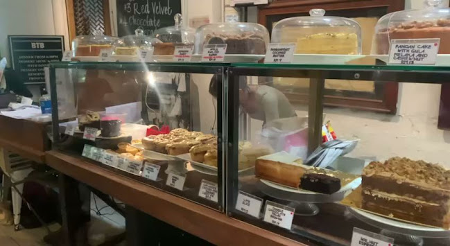 China House - Gastronomi dan perhotelan