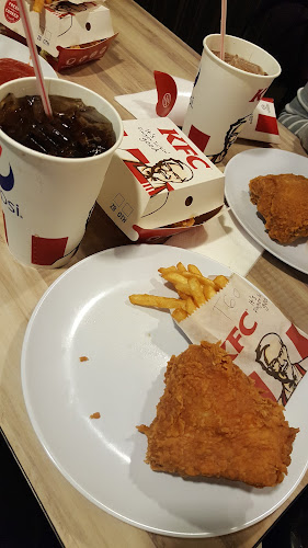 Comentarii opinii despre KFC