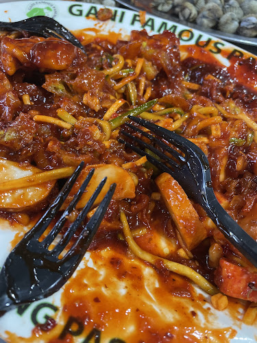 Gani Famous Pasembur - Gastronomi dan perhotelan