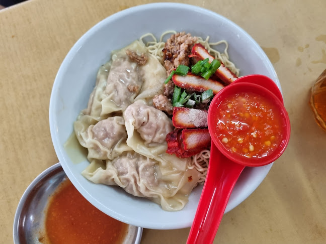 St. Michael Cafe - Gastronomi dan perhotelan