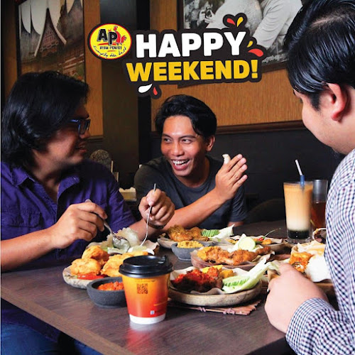 Opinii despre Ayam Penyet AP în Kuala Dungun - Gastronomi dan perhotelan