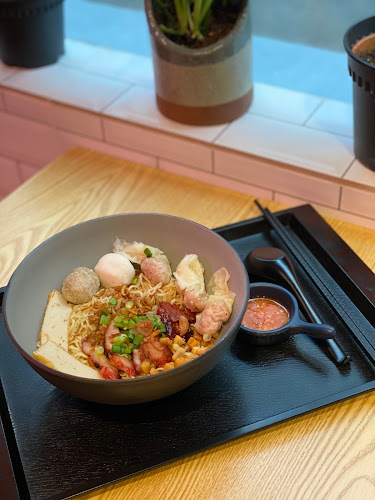 Comentarii opinii despre Noodle Art SS2