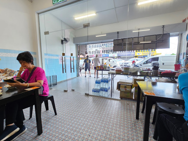 Comentarii opinii despre 品味美食 Kedai Makan Pin Wei