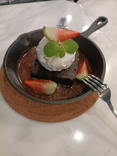 Comentarii opinii despre Marketplace Waffle Bar & Cafe