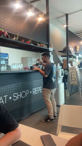 Opinii despre FOODFASHION în Johor Bahru - Gastronomi dan perhotelan