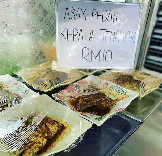 Asam Pedas Apak @ Perhentian Kuih Kampong - Melaka