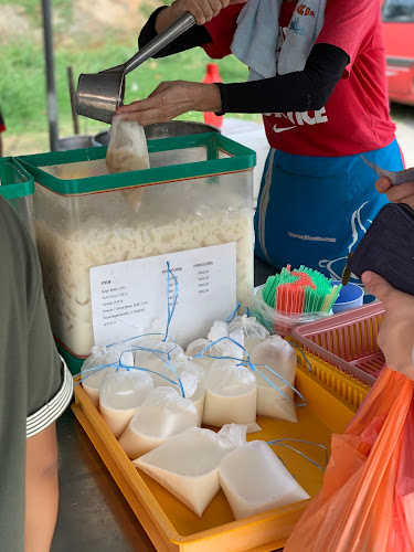 Opinii despre Tuesday Pasar Malam Ujong Pasir în Ujong Pasir - Gastronomi dan perhotelan