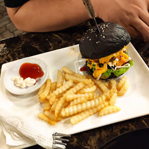 Comentarii opinii despre MUSEUM SIGNATURE