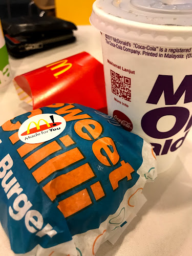 McDonald's Taman Sri Yaacob - Gastronomi dan perhotelan
