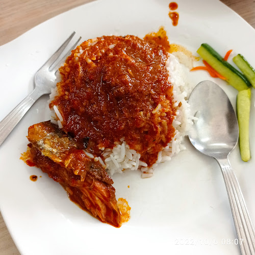 NASI DAGANG MOK KITER (Kak Pah Nasi Dagang) - Kuala Terengganu