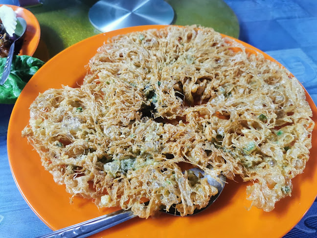 Opinii despre Restoran Makanan Laut Villa în Sitiawan - Gastronomi dan perhotelan