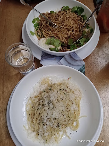 Plan B Ipoh - Gastronomi dan perhotelan