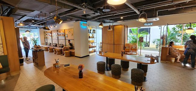 Common Man Coffee Roasters - Kuala Lumpur