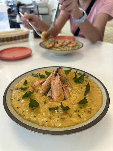 MokMok - Iskandar Puteri