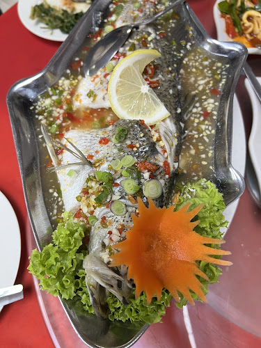 Restoran Warinee Tom Yam - Gastronomi dan perhotelan