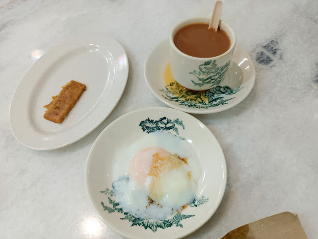 Local Aroma Cafe - Gastronomi dan perhotelan