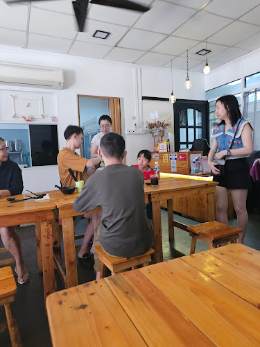 Borneo Pan Mee - Gastronomi dan perhotelan