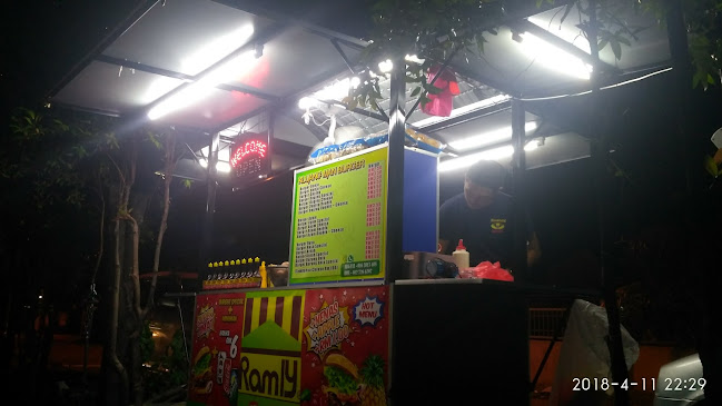 MUAZSS BURGER - NUSA DUTA - Gastronomi dan perhotelan