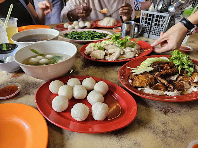 Ee Ji Ban Chicken Rice Ball Halal Melaka