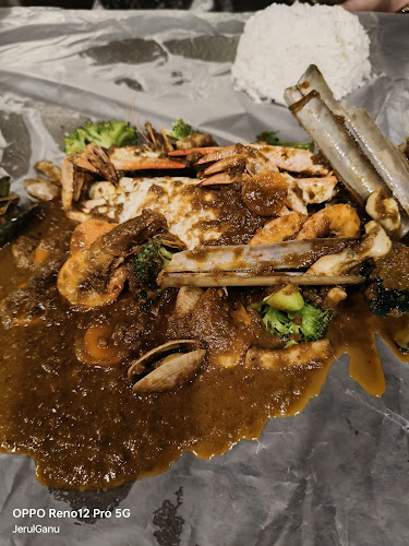 Salaza & Sons Bike Cafe - Kuala Terengganu