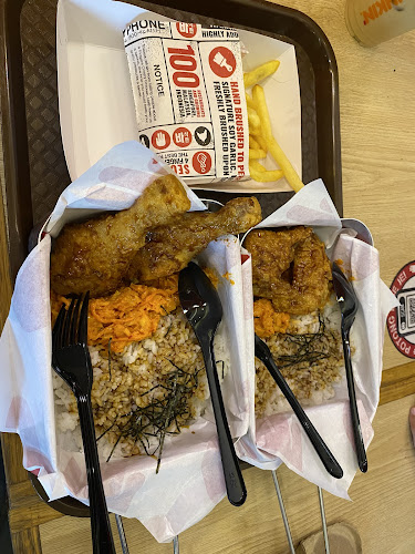 4Fingers Crispy Chicken @ Petronas NKVE - Gastronomi dan perhotelan