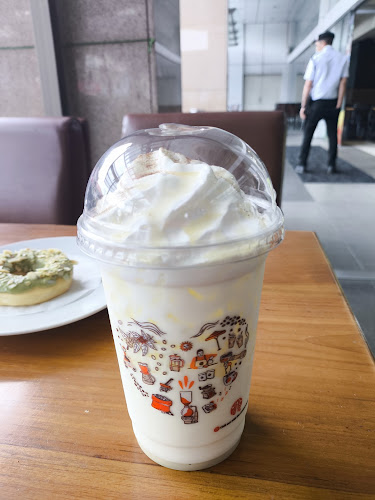 Opinii despre J.CO Donut & Coffee în George Town - Gastronomi dan perhotelan