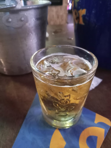 FULL MOON CAFE - Gastronomi dan perhotelan