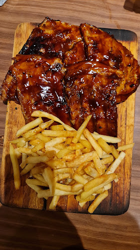 Comentarii opinii despre Howdy Grillhouse