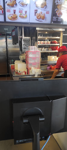 KFC Paragon Bintulu - Gastronomi dan perhotelan