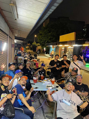 Opinii despre Vintage Night Market în Kuala Lumpur - Gastronomi dan perhotelan