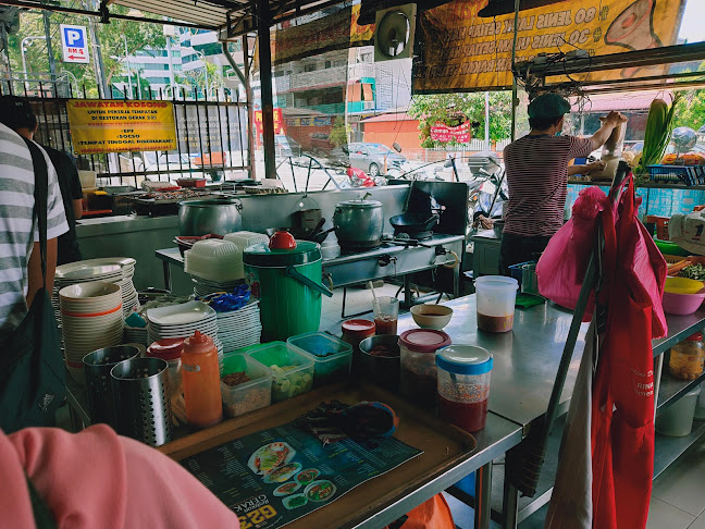 Comentarii opinii despre Restoran Gerak 23 (Masakan Ala Kampung)