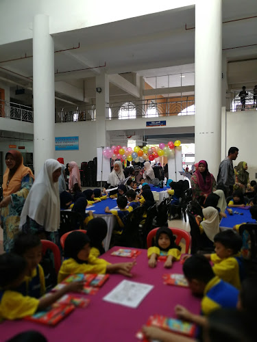 Kuala Berang Market - Kuala Berang