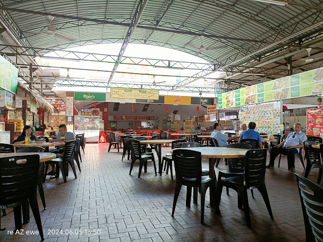 Opinii despre Pusat Makan Taman Tasik (Food Centre ) în Taiping - Gastronomi dan perhotelan