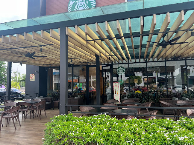Starbucks Juru R&R DT - Gastronomi dan perhotelan