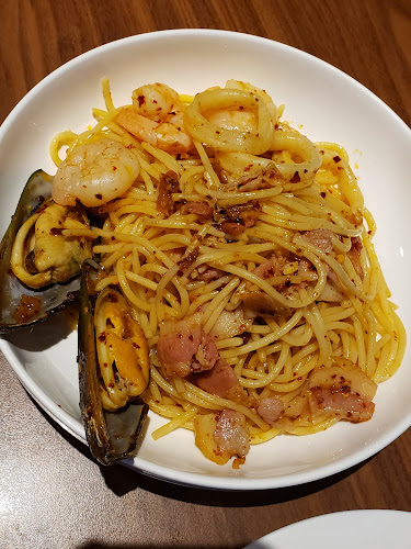 Howdy Grillhouse - Kuching