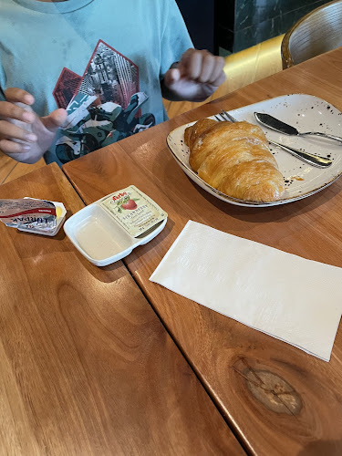 One Serambi Cafe - Gastronomi dan perhotelan