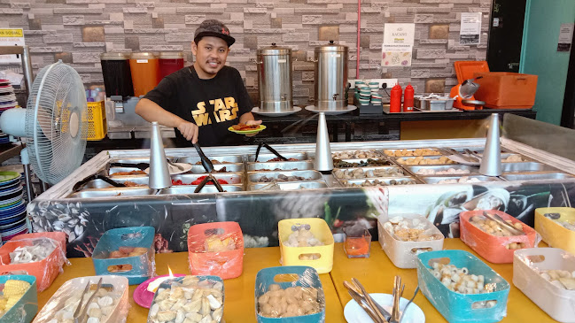 D'Kayangan Steamboat BBQ Buffet - Gastronomi dan perhotelan