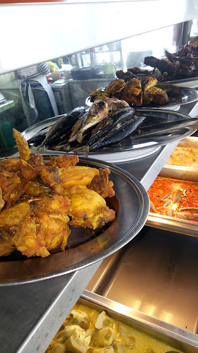 Restoran Hanis Husna - Gastronomi dan perhotelan