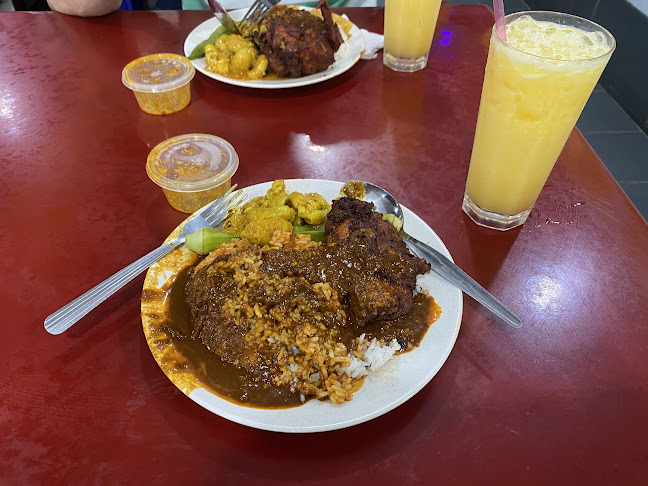 Opinii despre Deen's Maju Nasi Kandar în George Town - Gastronomi dan perhotelan