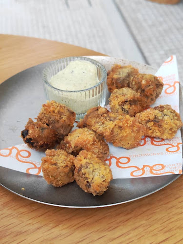 RaRa Coffee Bandar Utama - Gastronomi dan perhotelan