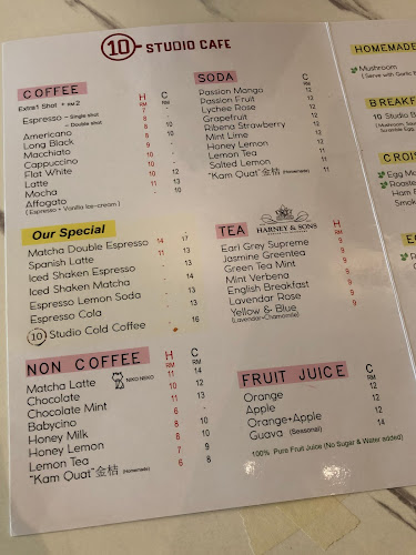 10 Studio Cafe - Gastronomi dan perhotelan
