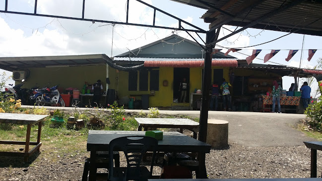 Opinii despre Cik Aya Laksa Ketam & Udang Lipan în Kuala Kurau - Gastronomi dan perhotelan