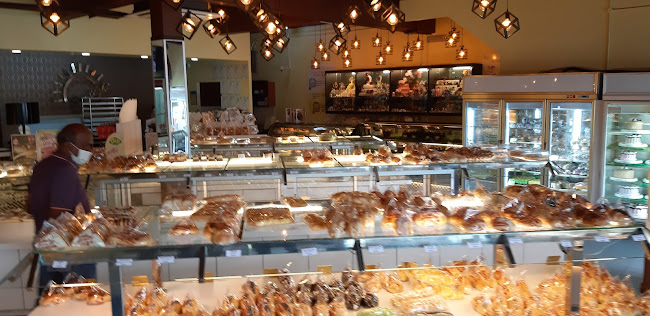 Sunlight Cafe And Cake House